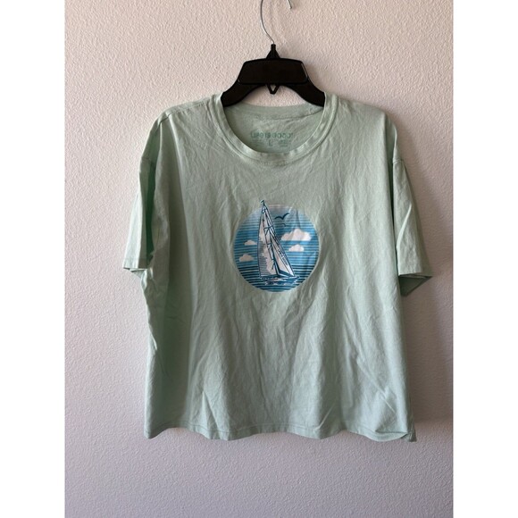 Life Is Good Green Sailing Graphic Crop T-Shirt Women's Size Large Round Neck - Picture 1 of 3